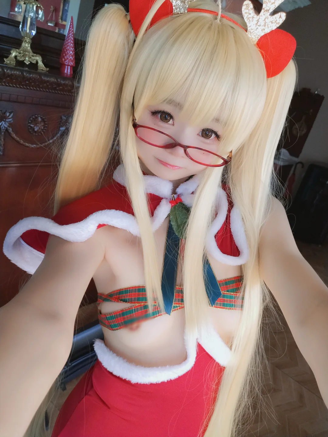 软妹摇摇乐摇摇乐yoyo_Reindeer_Marie_Rose_104P_200MB tg@simisebaisi 【丝足阁】006.webp